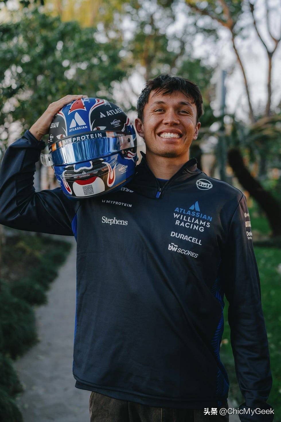 索伯车队险胜雷诺车队，汉密尔顿高光表现