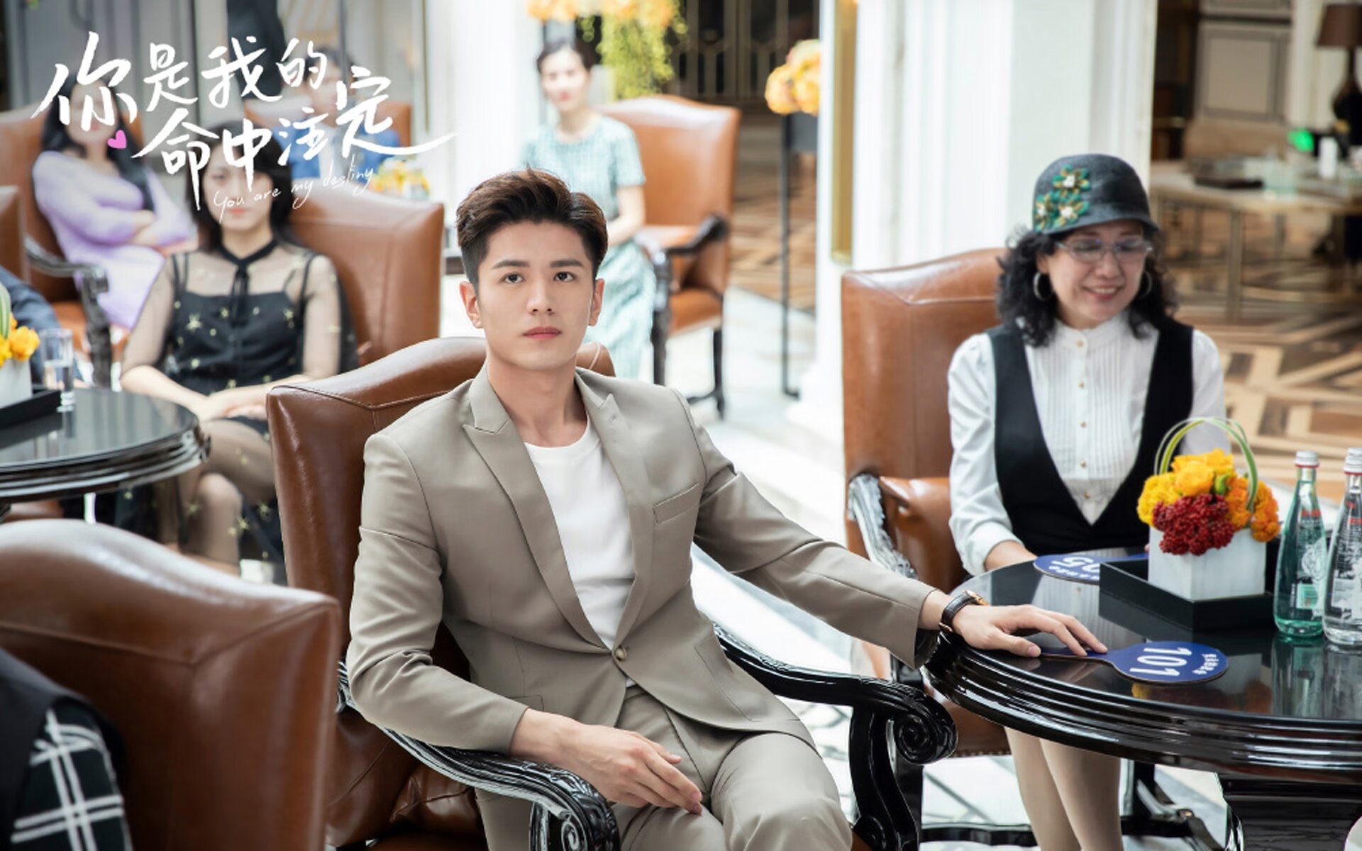 劳塔罗压哨绝杀！马赛奇迹逆转阿尔及利亚，关键先生一战封神