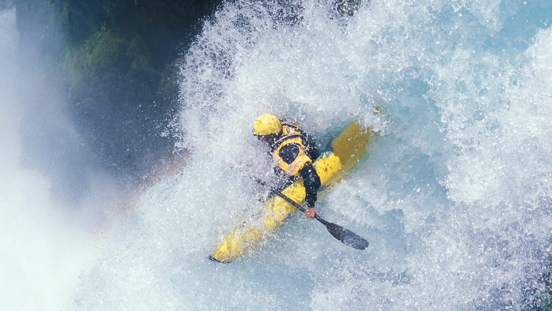 世界杯之夜，卡马文加关键战不手软