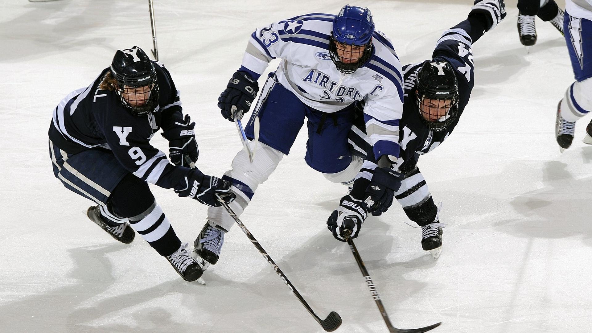 贝恩持续制造杀伤，尼克斯强压雷霆，现代篮球的战术博弈与意志较量